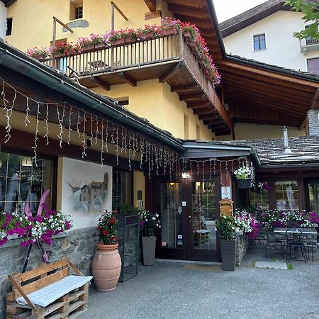 Hotel Coeur Du Village La Thuile Exterior foto